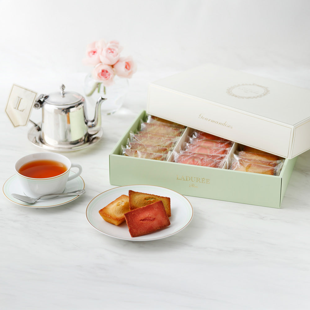 LADUREE(ラデュレ)コフレ・フィナンシェ 18個入り