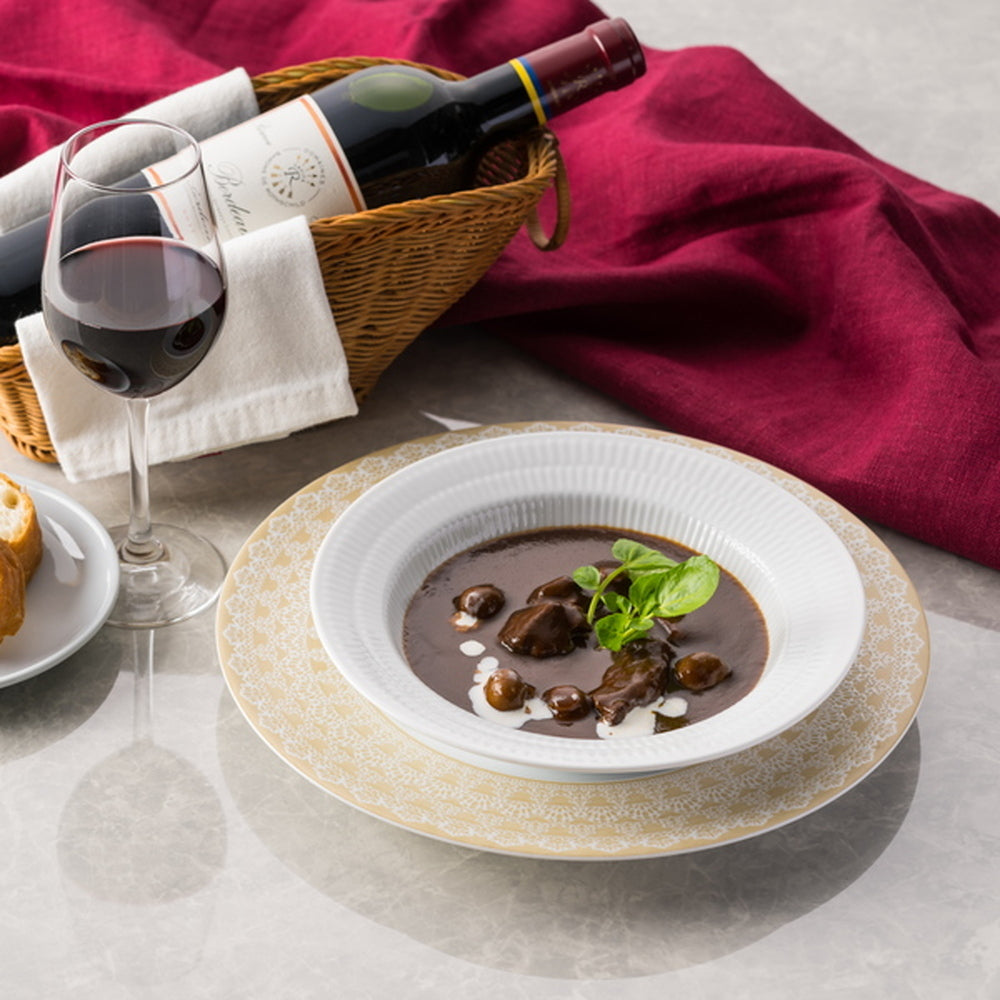 レストランリューズ 飯塚シェフ監修 国産牛のビーフシチュー（220g×7袋）2週間以内にお届け 送料無料 沖縄離島不可 ギフト 東京 レストランリューズ 飯塚隆太監修 国産牛のビーフシチュー4箱