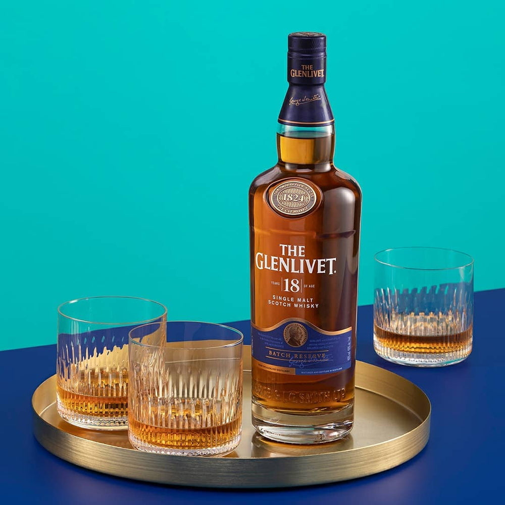 1824年創業スコッチ・ウイスキー ザ・グレンリベット 18年 箱入 700ml 2本