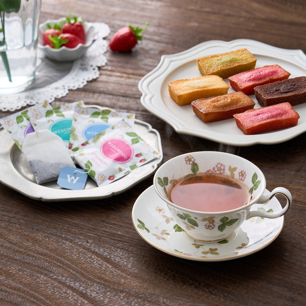 ウェッジウッド　ワイルドストロベリーティーバッグ4種飲み比べ＆フィナンシェ5種食べ比べ（14個）