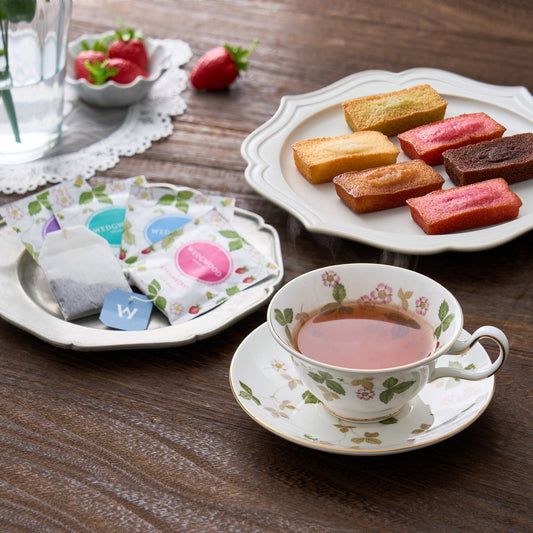 ウェッジウッド　ワイルドストロベリーティーバッグ4種飲み比べ＆フィナンシェ5種食べ比べ（14個）