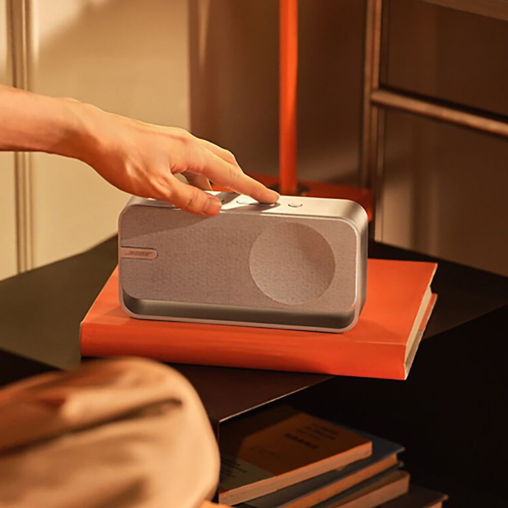 BOSE（ボーズ）SoundLink Home Bluetooth Speaker（ライトシルバー）