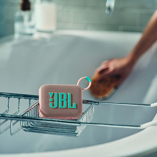 JBL　ウルトラポータブルBluetoothスピーカーGo 4　SWASH PINK