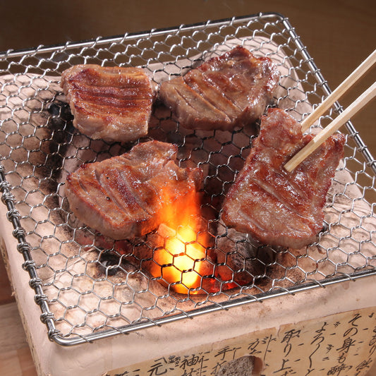 宮城・仙台 「陣中」 仔牛の牛タン丸ごと一本塩麹熟成（240g）
