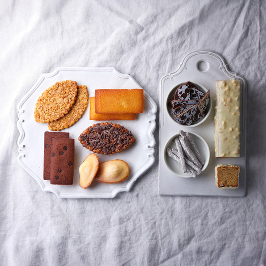 LIFE IS PATISSIER　焼き菓子詰合せ（L）