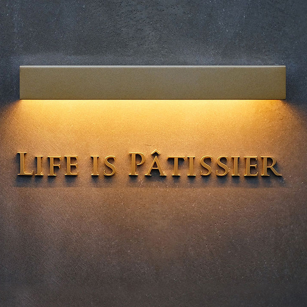 LIFE IS PATISSIER　いちごリーフキャラメル