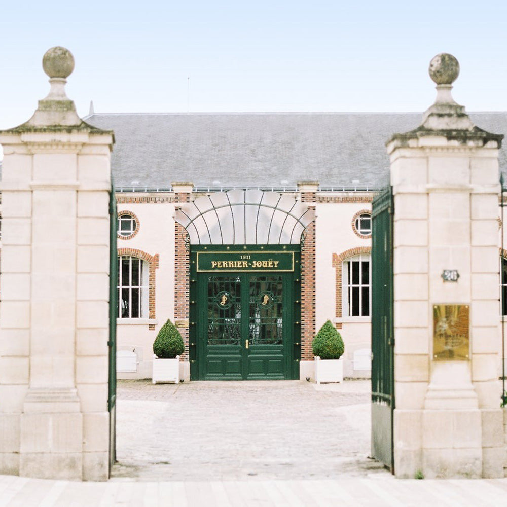 1811年創業シャンパーニュ ペリエ ジュエ ベル エポック 2016 箱入  750ml 3本